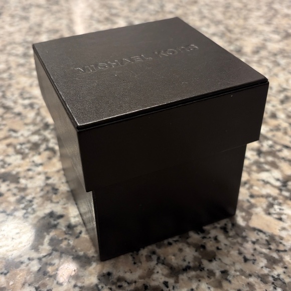 MICHAEL KORS Dark Brown Chronograph Watch - Picture 12 of 12